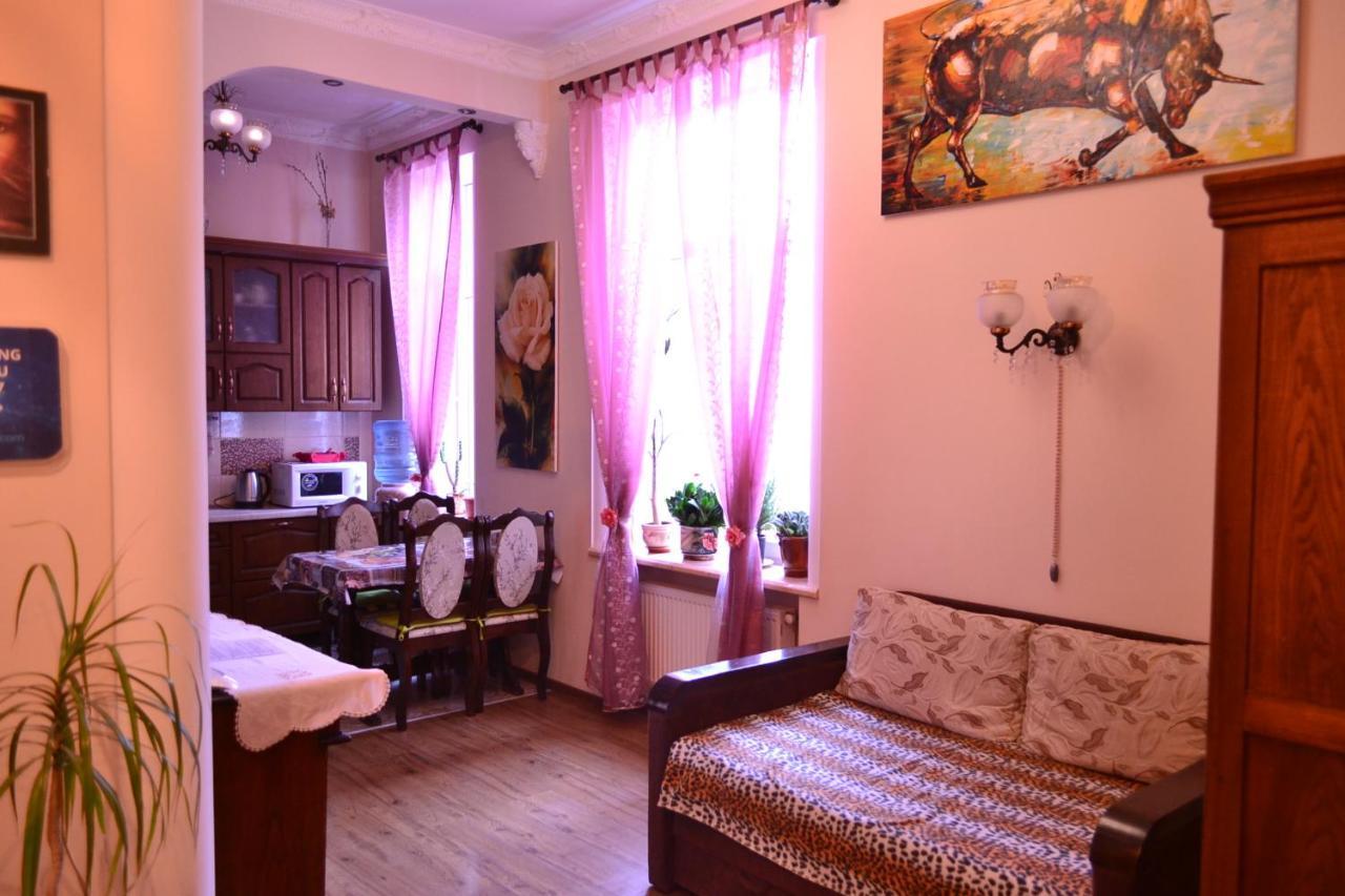 Apartment On Shevchenka Boulevard 테르노필 외부 사진