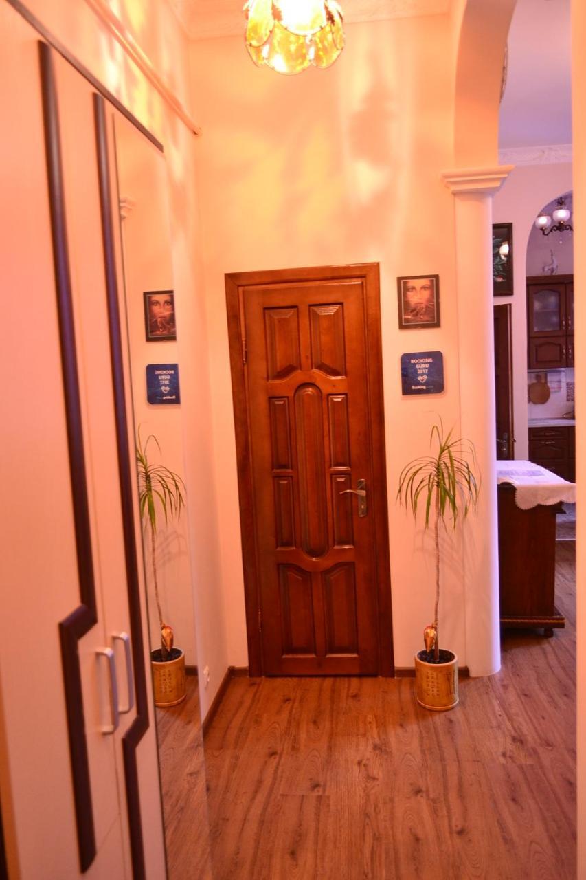 Apartment On Shevchenka Boulevard 테르노필 외부 사진